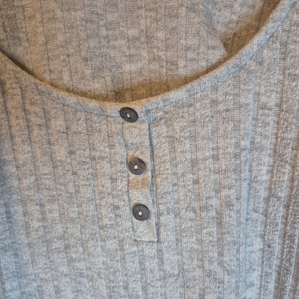 Light Gray Ribbed Henley Long Sleeve Top - Picture 5 of 11